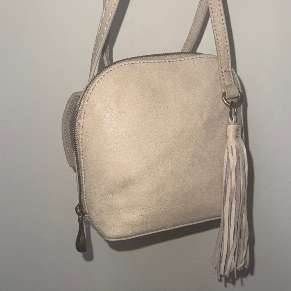 HOBO Beige Shoulder Bag with Tassel - Picture 5 of 17